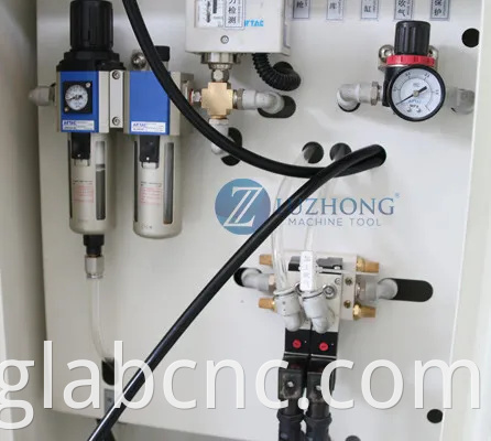 High Precision Automatic Machining Center CNC VMC850 Vertical Milling Machine VMC